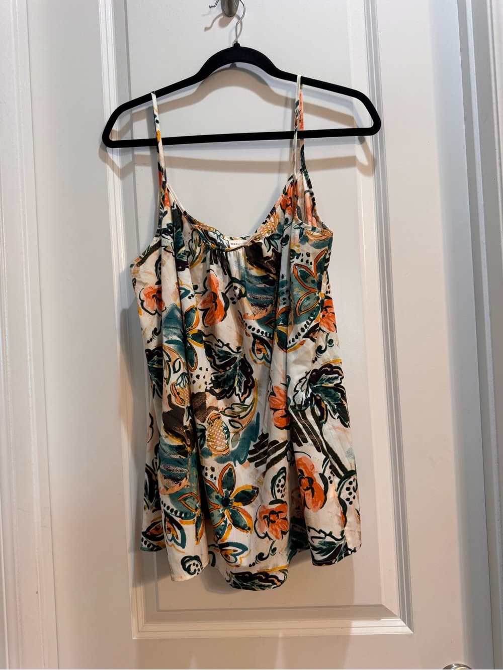 Merona Spaghetti Strap Floral Top XXL Armpit To Armpit 23” Length 29” polyester